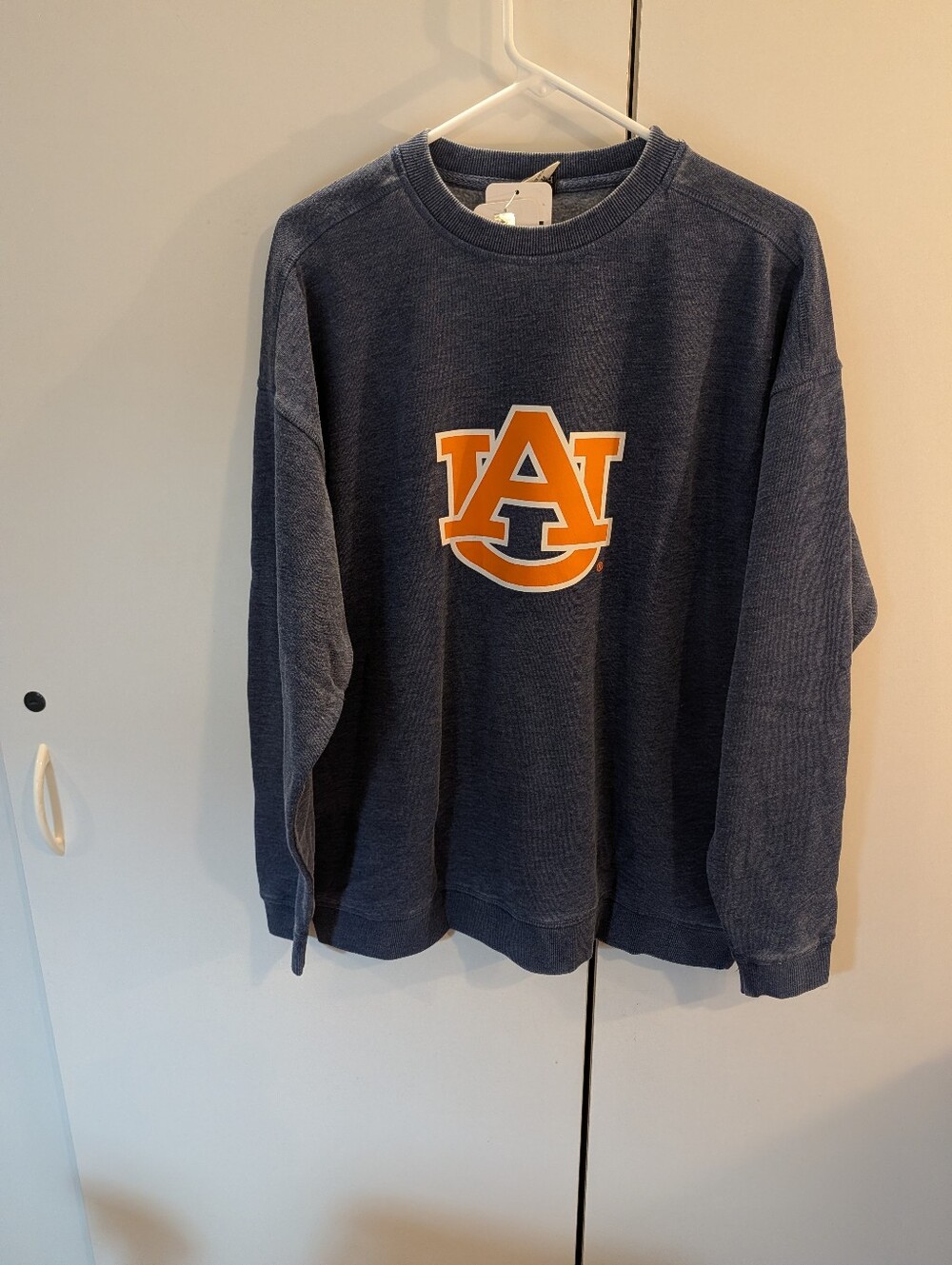Chicka-d Auburn  Blue/Orange Crewneck Sweatshirt with Orange AU Logo Mens M NWT
